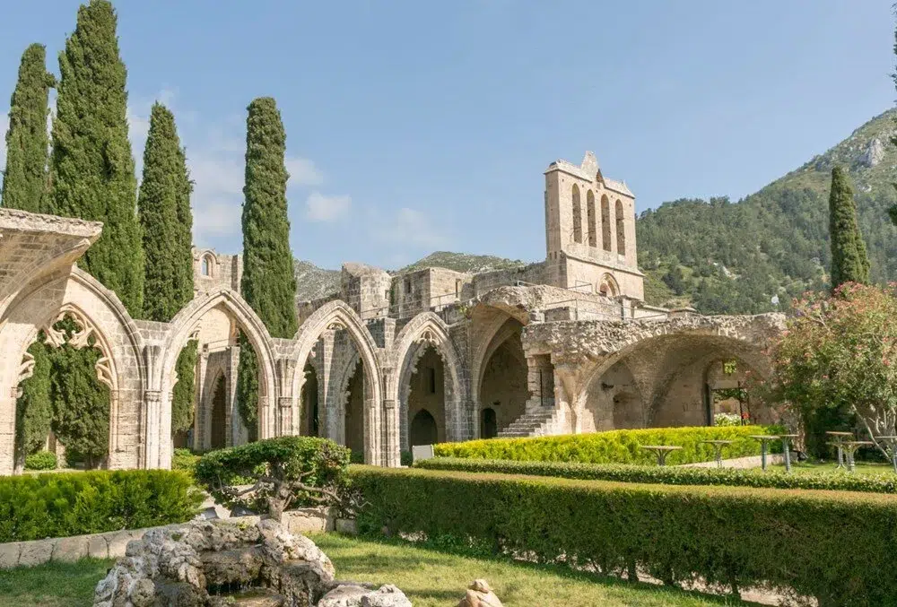 Bellapais Manastiri