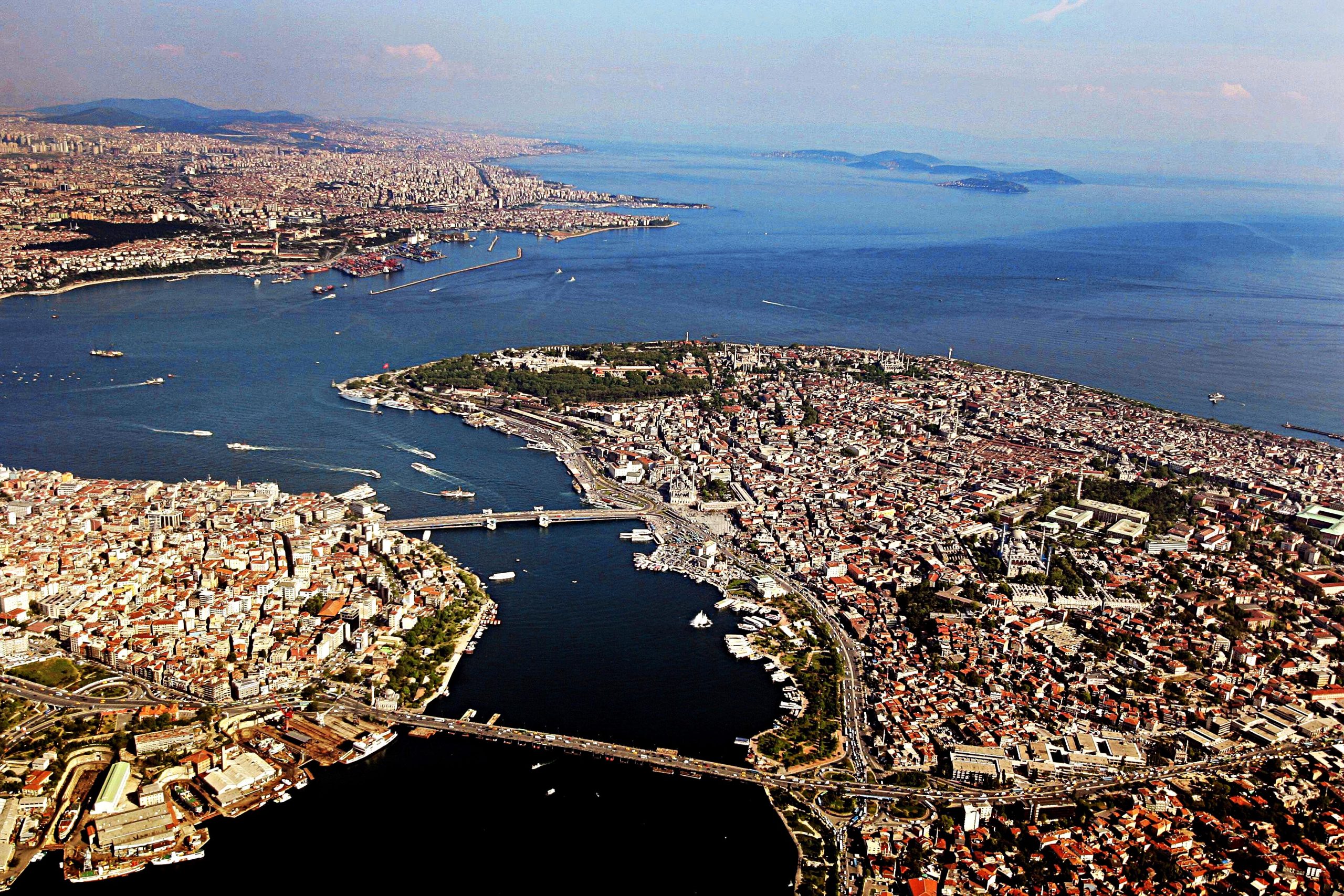 Key Factors Affecting ROI in Istanbul Properties scaled